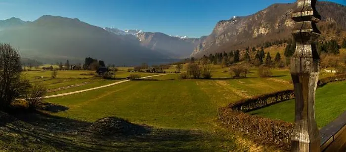 בית נופש Magical Family 84 בוהין